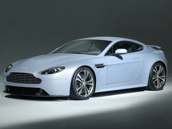 Aston Martin V12 Vantage RS.  Aston Martin