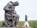 МИД РФ недоволен намерением Берлина устроить рок-фестиваль в Трептов-парке МИД РФ недоволен намерением Берлина устроить рок-фестиваль в Трептов-парке