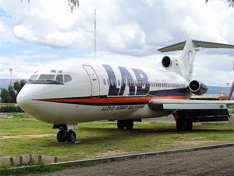 Boeing-727   Lloyd Aereo Boliviano.    www.airlines.net