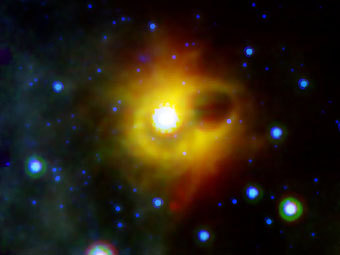 Магнетар SGR 1900+14. Изображение NASA/JPL-Caltech Магнетар SGR 1900+14. Изображение NASA/JPL-Caltech