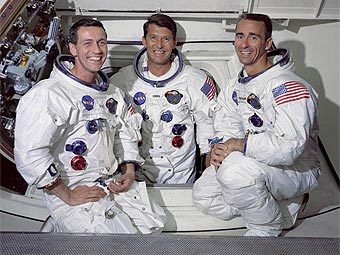 Экипаж "Аполло 7". Фото NASA Экипаж "Аполло 7". Фото NASA