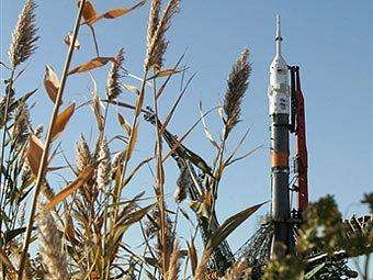 "Союз ТМА-11". Фото (C)AFP "Союз ТМА-11". Фото (C)AFP