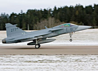  Gripen.    www.gripen.com