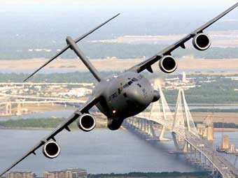 C-17 Globemaster III.   .