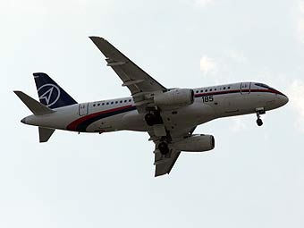 Sukhoi Superjet 100.   , "."