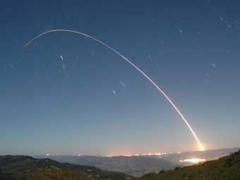 Minuteman 3.    www.spacearchive.info